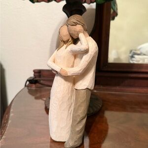 Willow Tree Loving Couple Sculpture in Cream and Tan